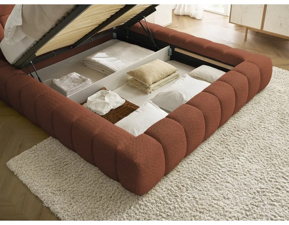 Narancssárga kárpitozott ágyneműtartós franciaágy ágyráccsal 160x200 cm Mont Blanc – Bobochic Paris