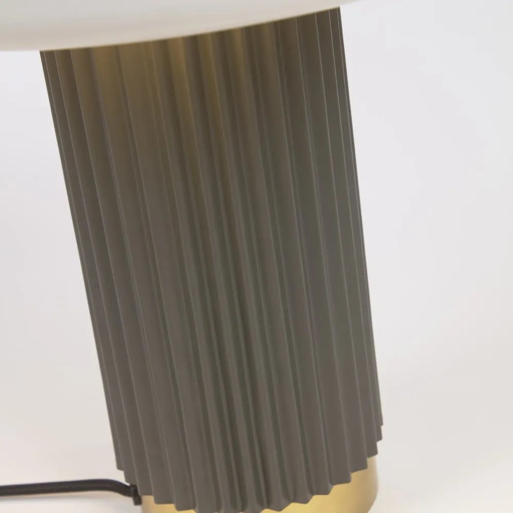 Fehér-zöld asztali lámpa fém búrával (magasság 37,5 cm) Serenella – Kave Home