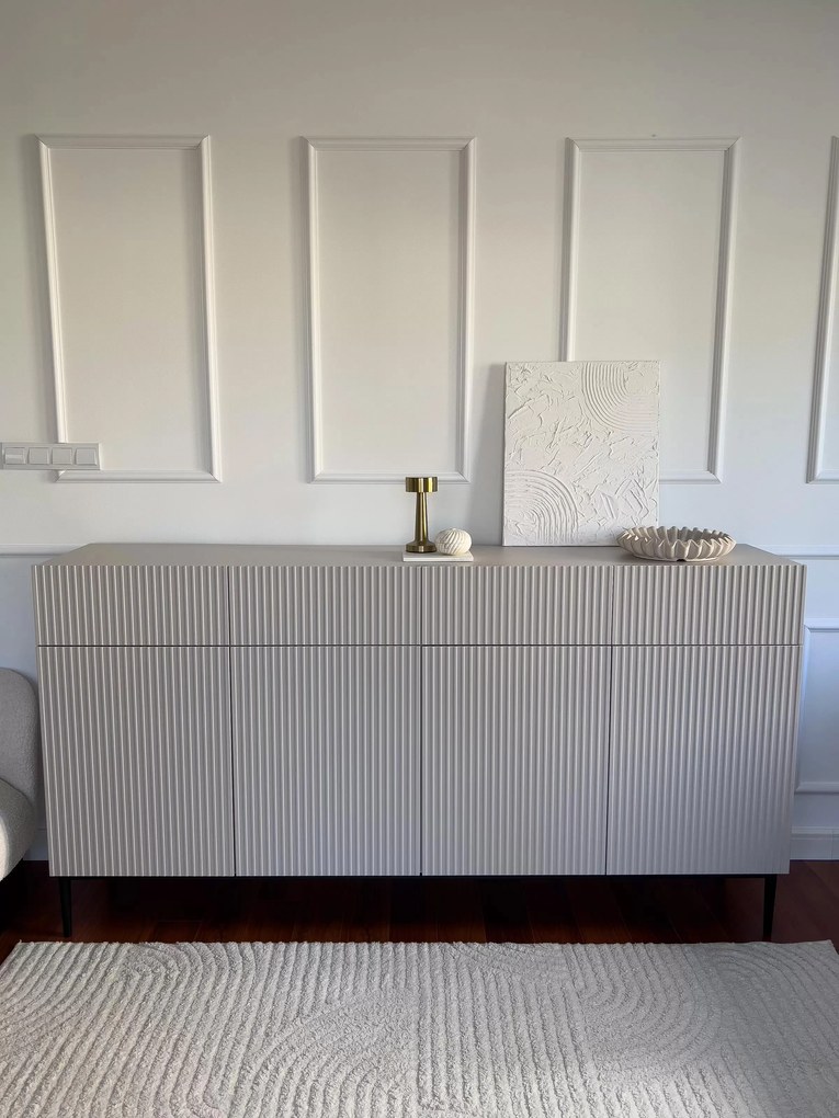 Nicole komód 200 cm - kasmír / fekete lábak