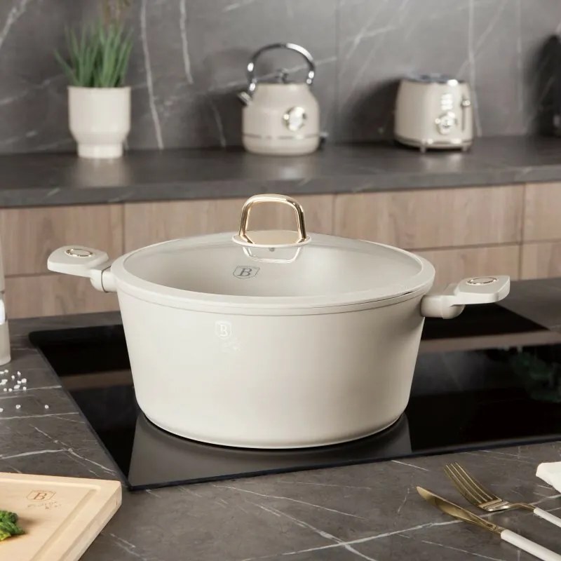 BerlingerHaus titánbevonatú serpenyő fedéllel Sahara 30 cm, 30 cm