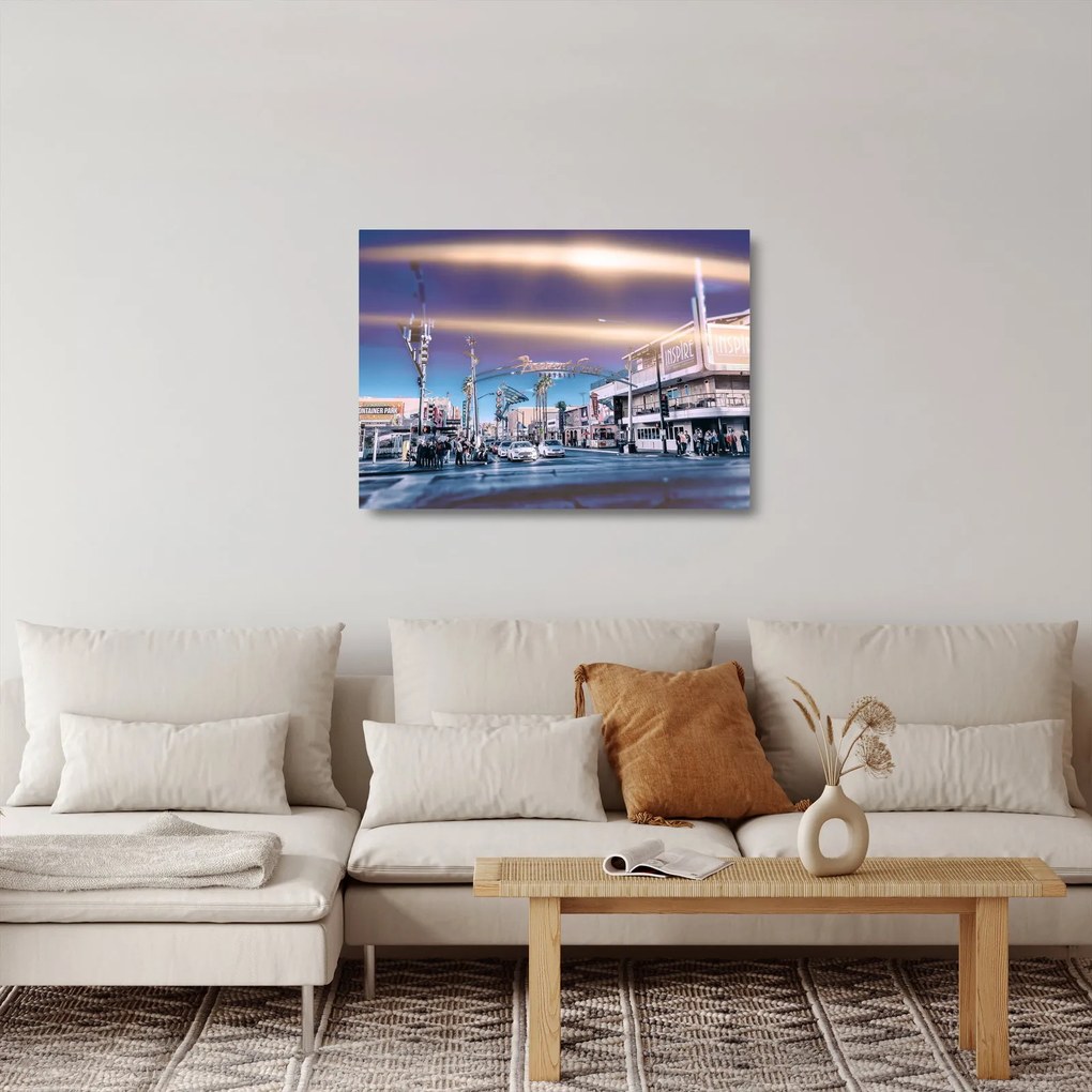 Kép egy utcáról Las Vegasban (üvegen) (70x50 cm)