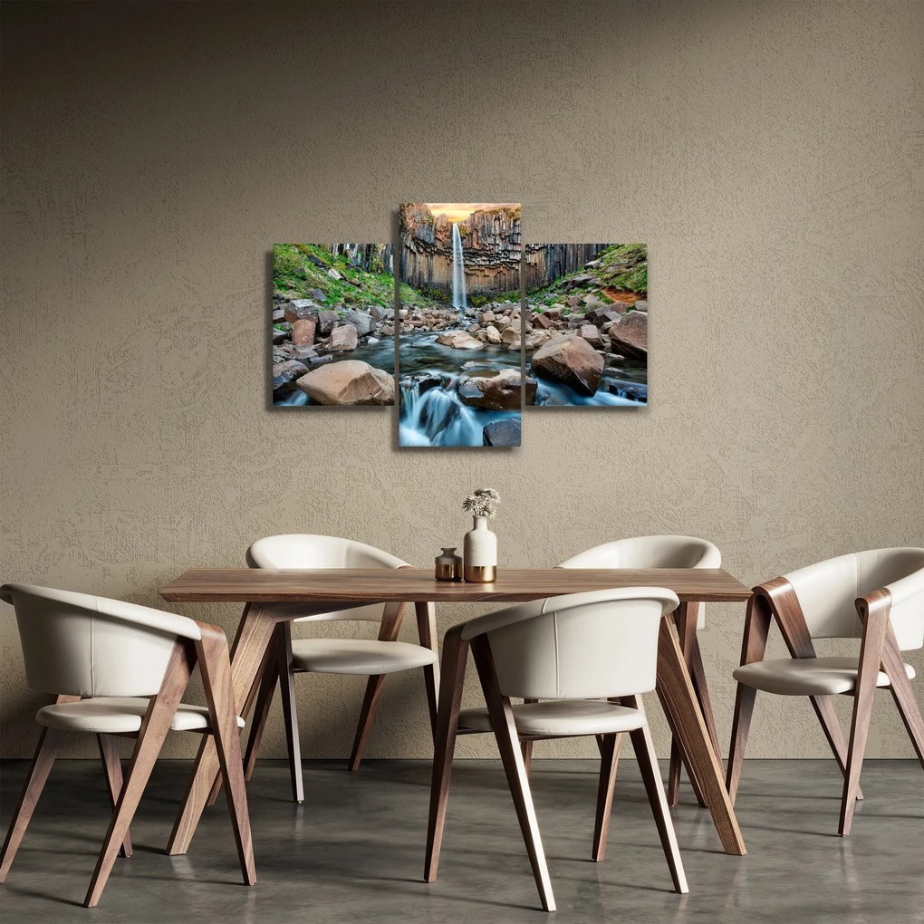 Kép - Svartifossi vízesés, Izland (90x60 cm)