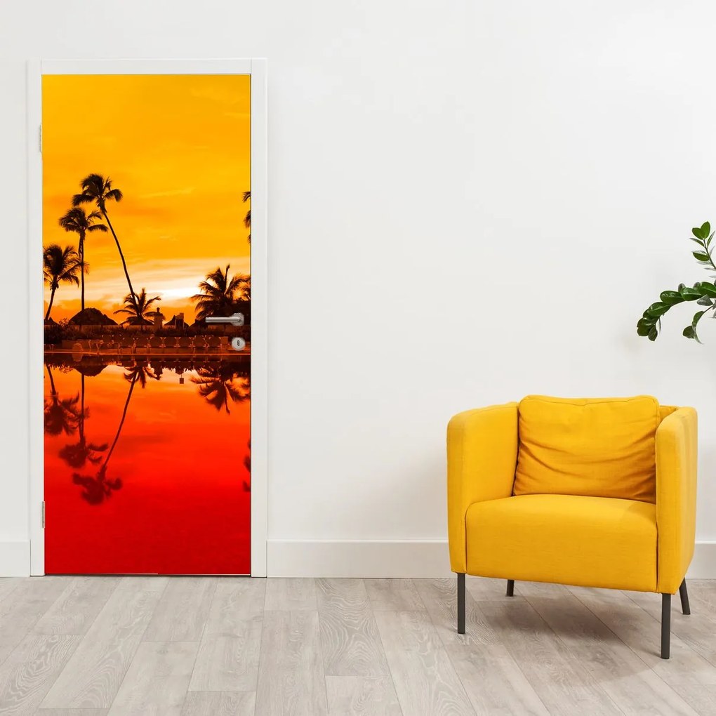 Fotótapéta ajtóra - Naplemente az üdülőhely felett (95x205cm)