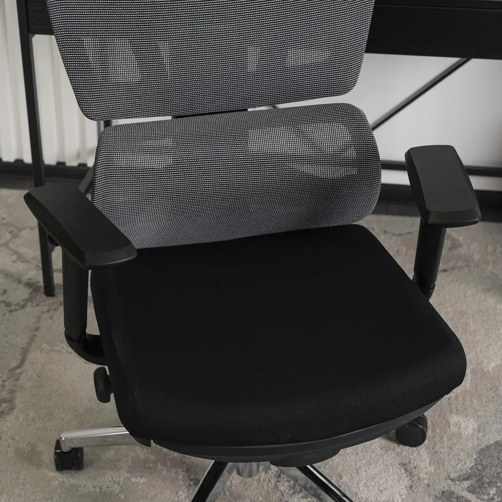 Irodai Forgószék Fekete Színben. DELSIN