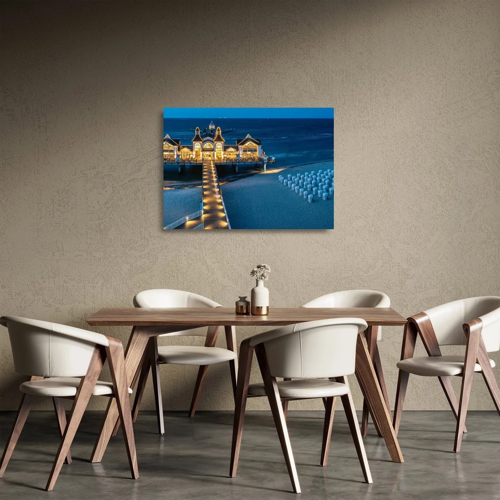 Kép - szalloda a tengerparton (üvegen) (70x50 cm)