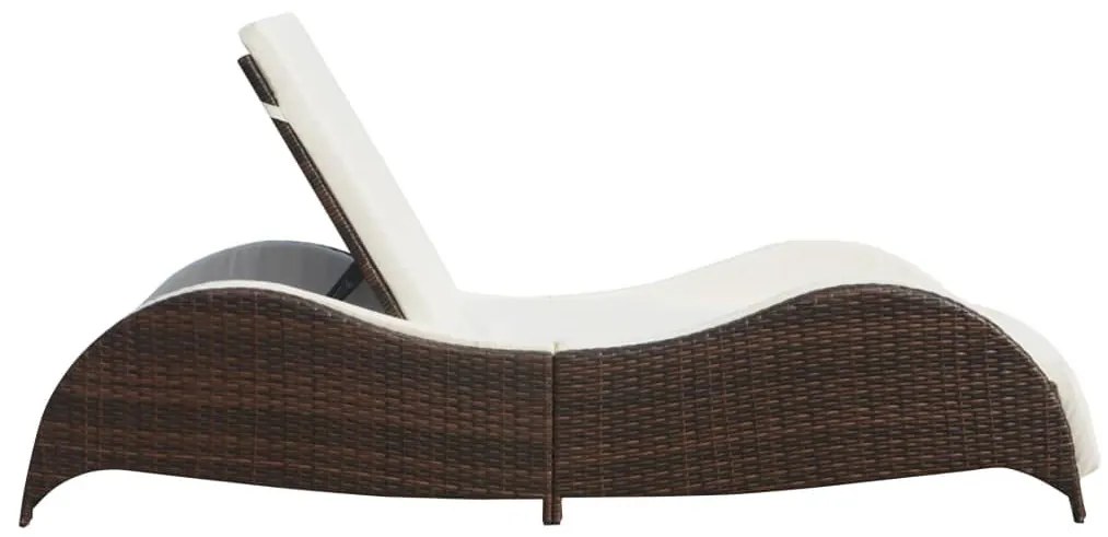 Barna polyrattan napozóágy párnával