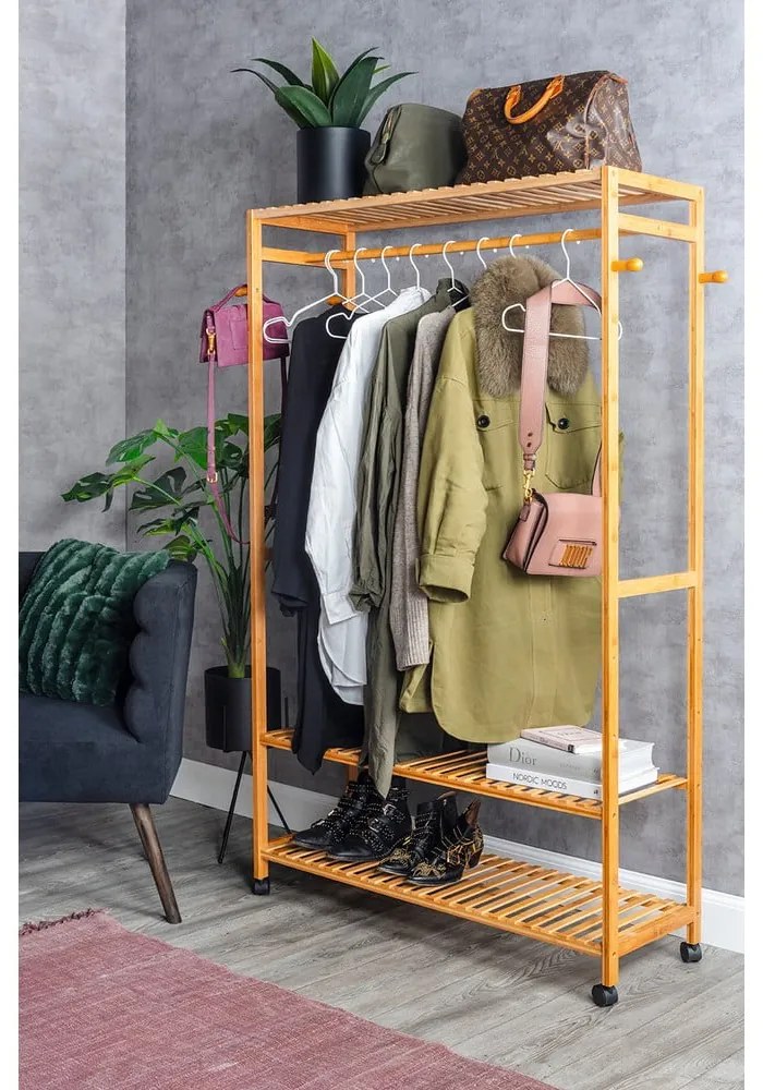 Bambusz ruhatartó állvány - Leitmotiv