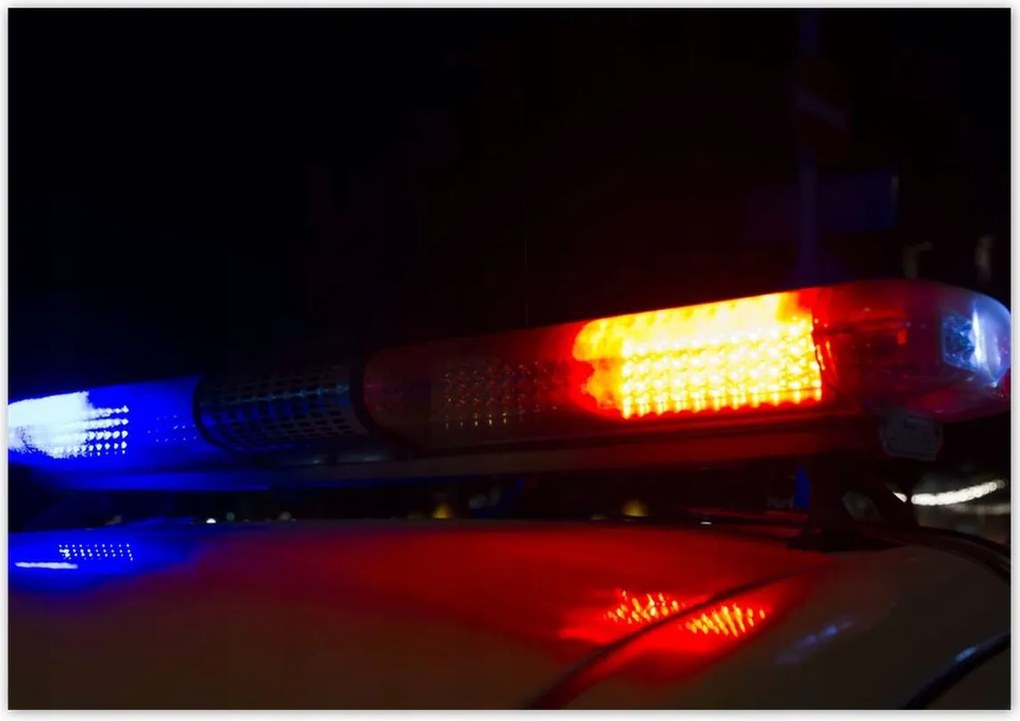 Poszterek 100x70 Rendőrségi éjszakai fények