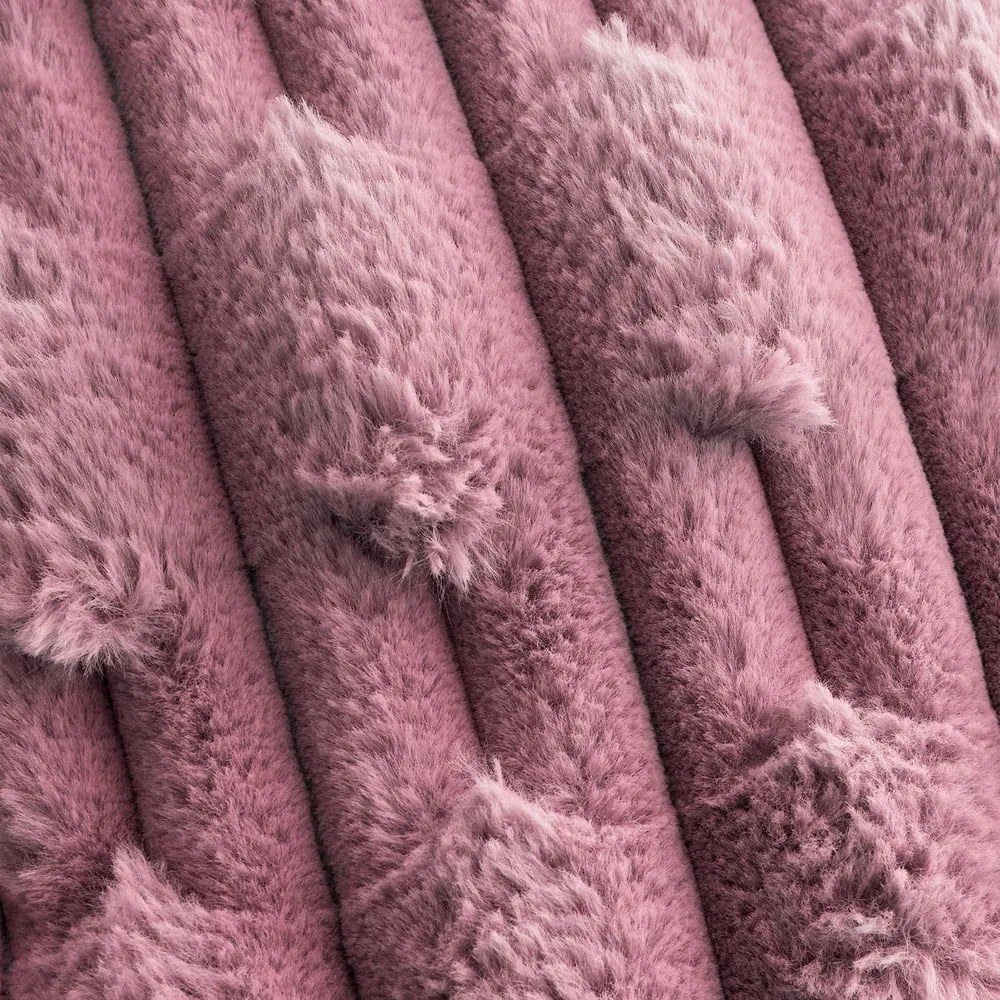 Rózsaszín mikroplüss takaró 150x200 cm Carved Fur – Bianca