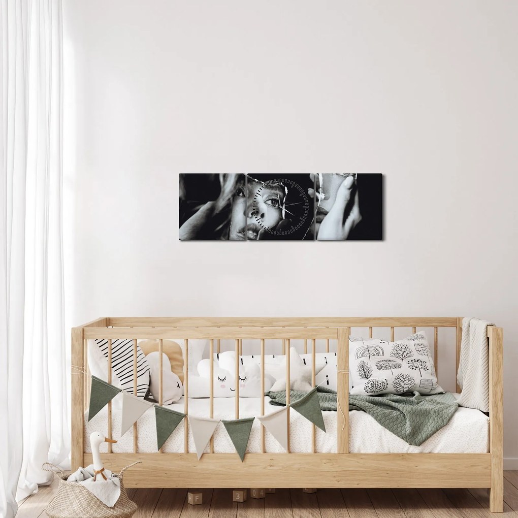Kép - Tükörbe nézve (órával) (90x30 cm)