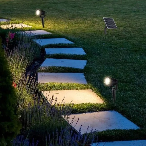 KÉSZLET 2x LED Kültéri napelemes lámpa 2xLED/1,2W/3,7V IP65 3000K 4000 mAh