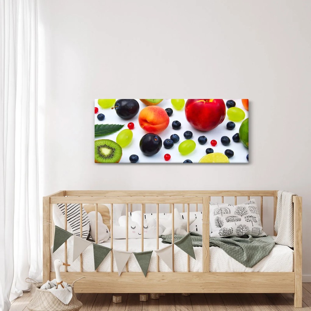 Vízcseppekkel ellátott gyümölcs képe (120x50 cm)