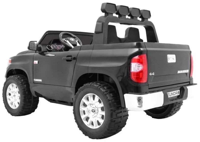 Toyota Tundra elektromos autó, 2 ülés, 4 motor, EVA kerekek, fekete színű