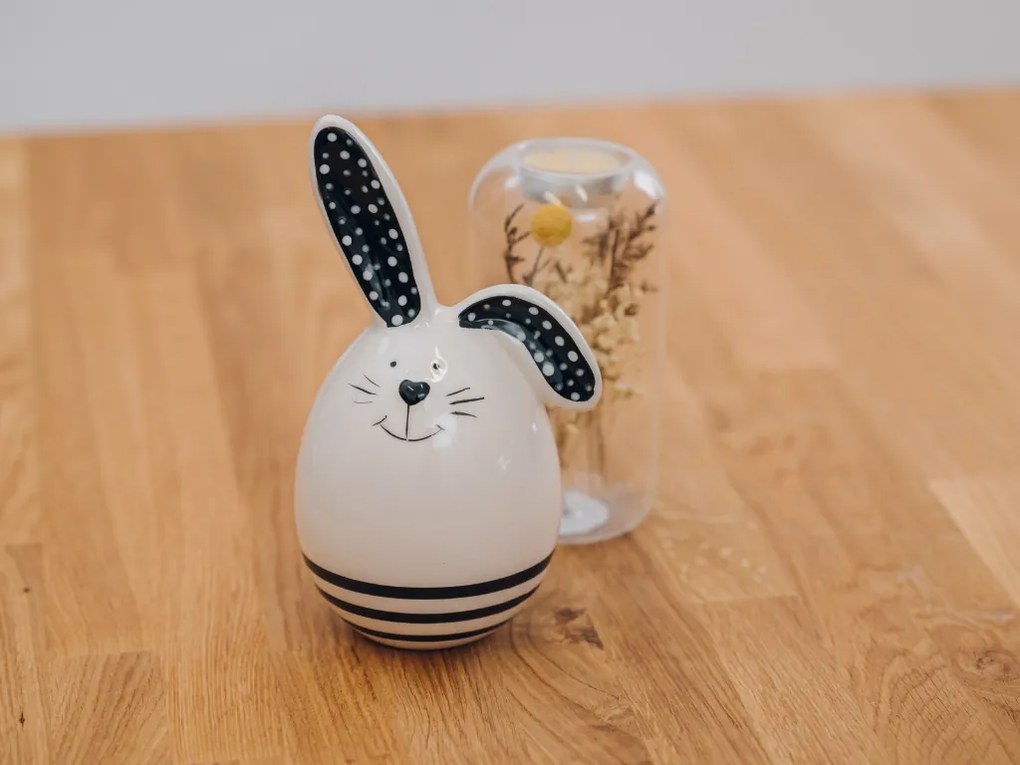 Fekete-fehér húsvéti nyuszi CONY