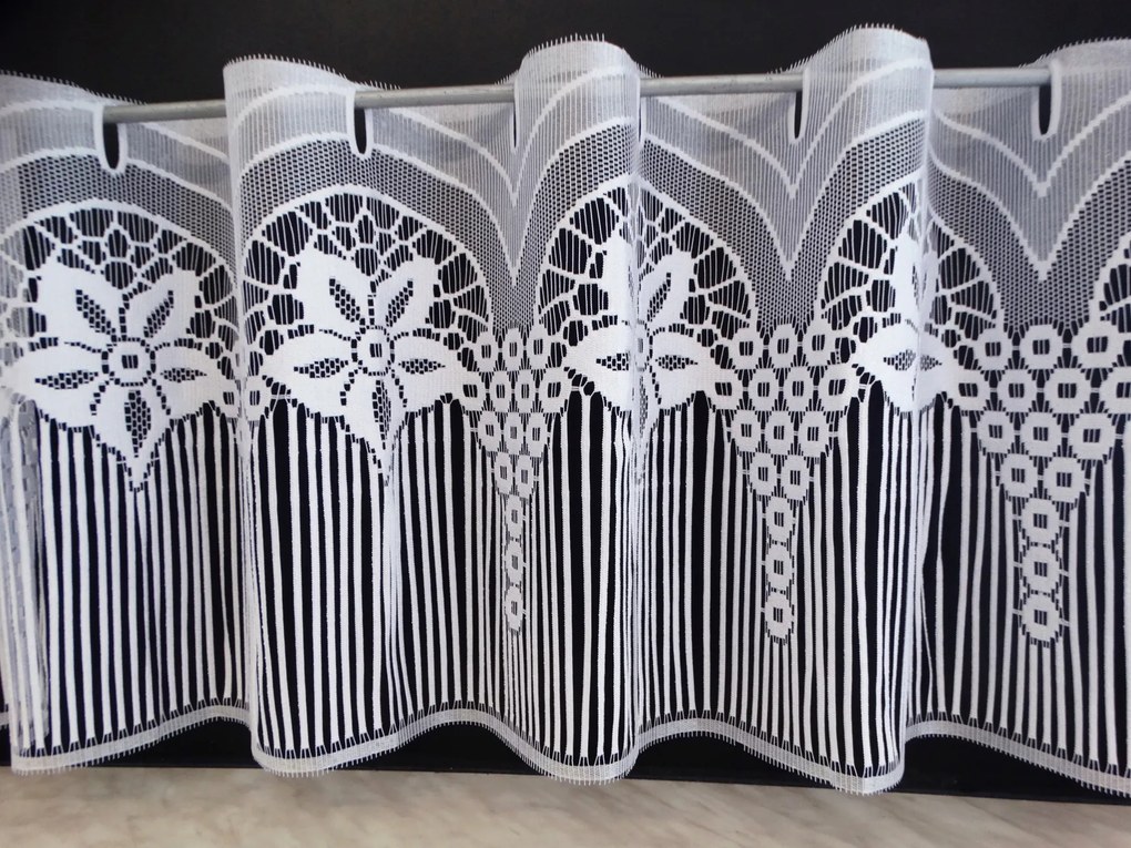 Mg Irigység fehér Zsinórok spagetti 300x40cm 21369