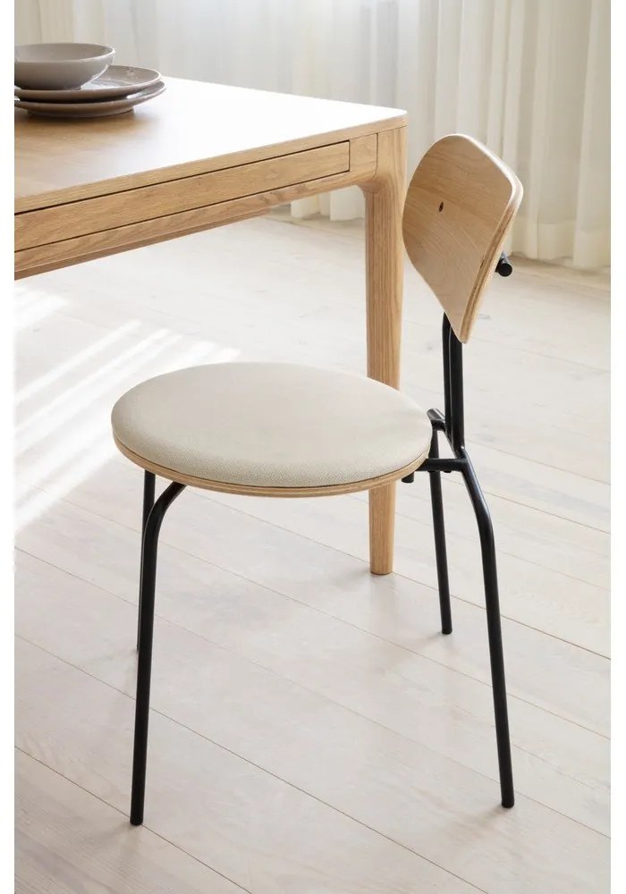 Fekete-krémszínű étkezőszék Curious – UMAGE