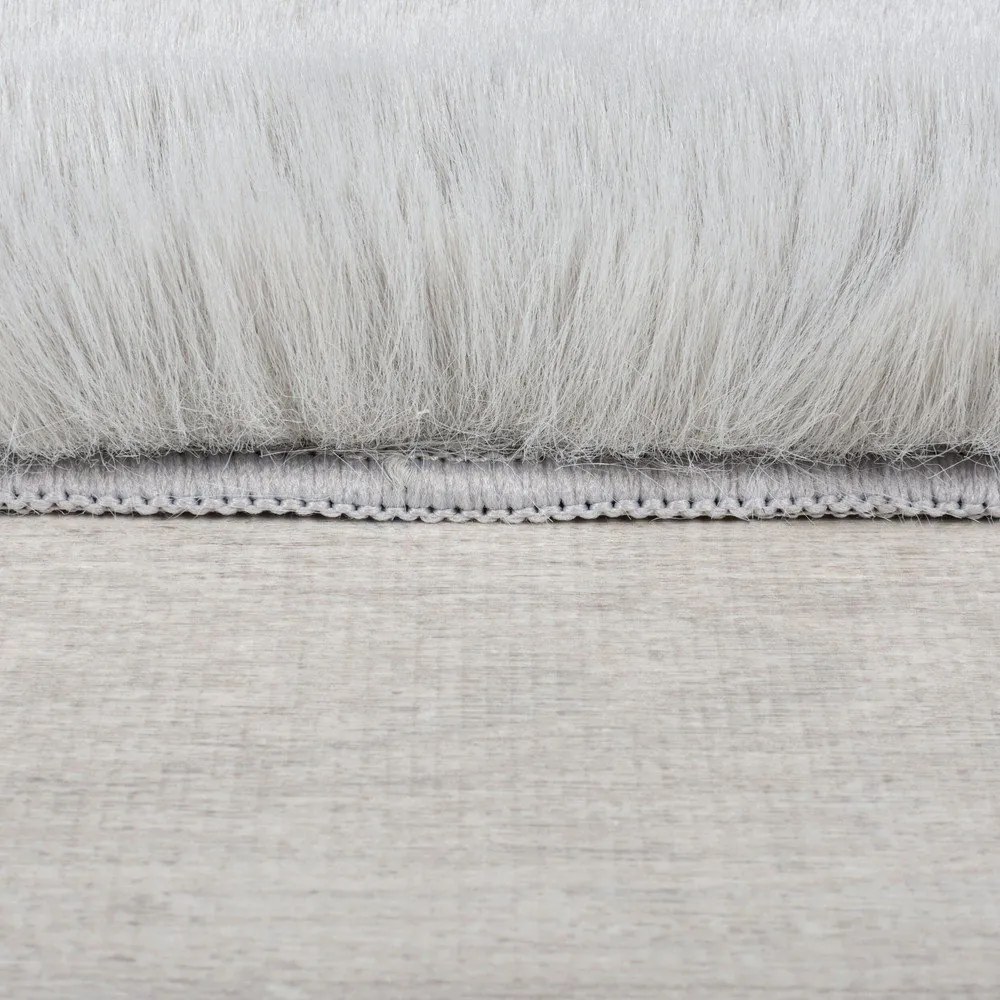 Világosszürke szintetikus szőrme szőnyeg 200x290 cm Ivy Luxury Fur – Flair Rugs