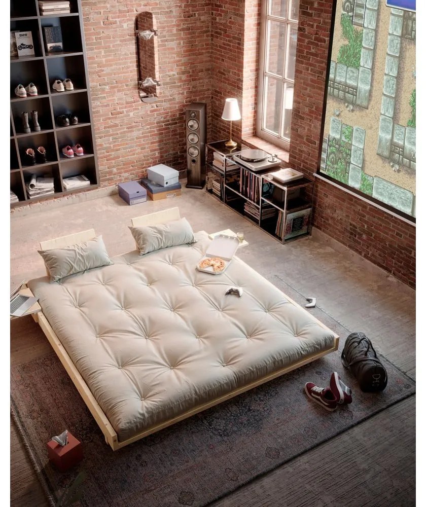Natúr színű borovi fenyő franciaágy ágyráccsal 140x200 cm Social Bed – Karup Design