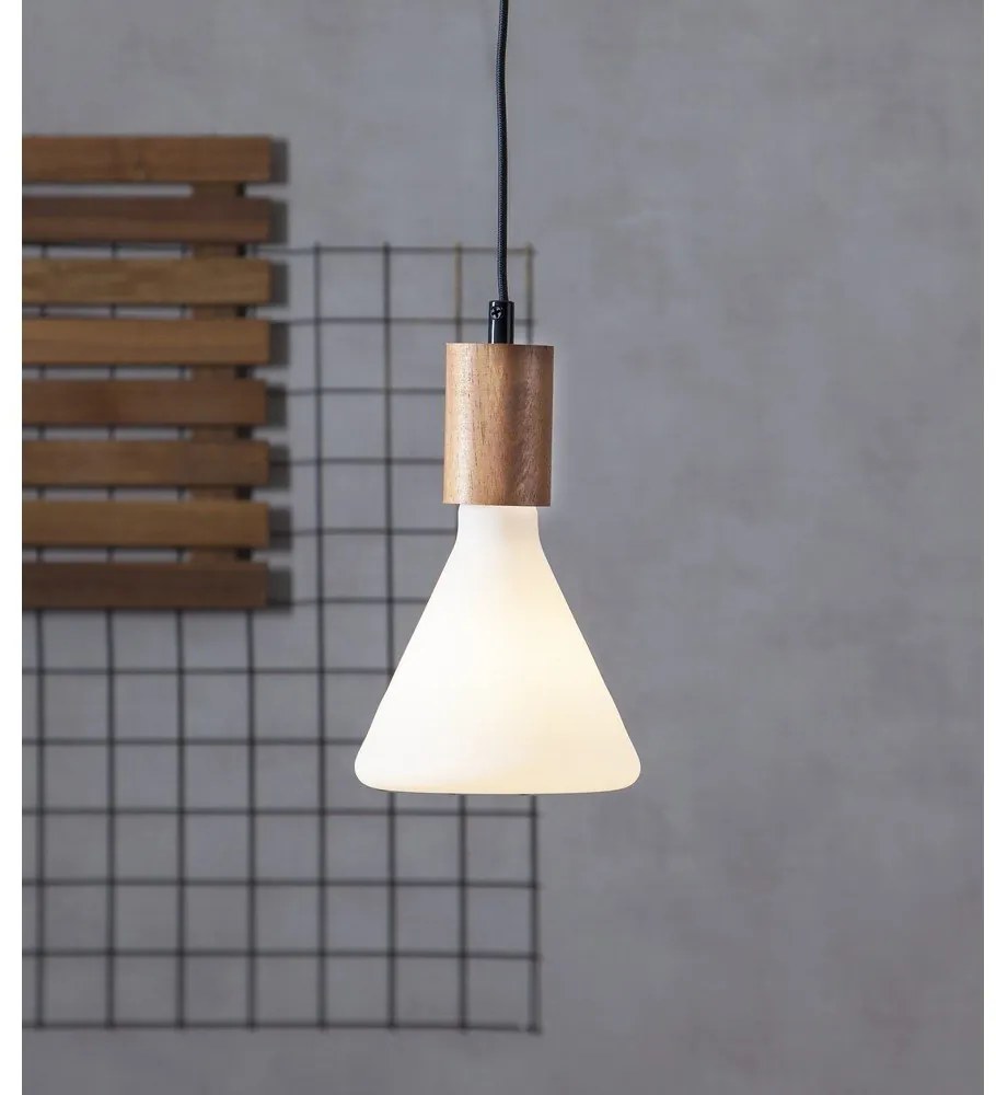 Meleg színű LED szabályozható izzó E27, 6 W – Star Trading