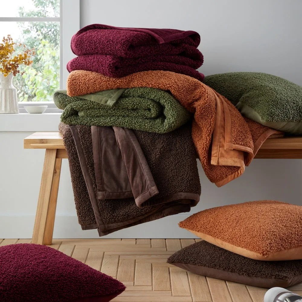 Zöld mikroplüss takaró 130x170 cm Velvet Boucle – Catherine Lansfield