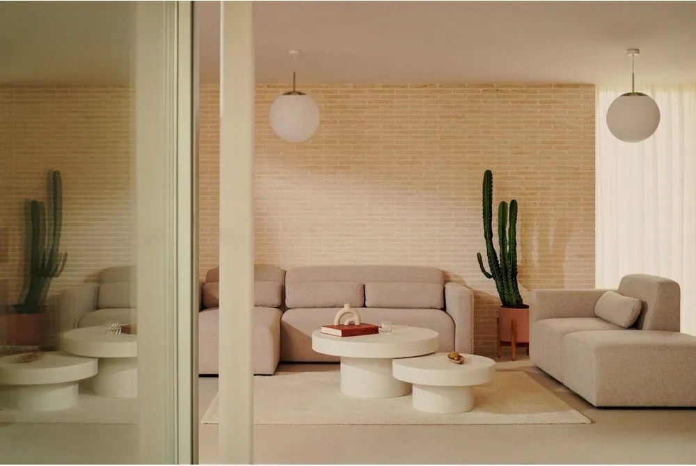 Beton kerek kerti dohányzóasztal ø 90 cm Aiguablava – Kave Home