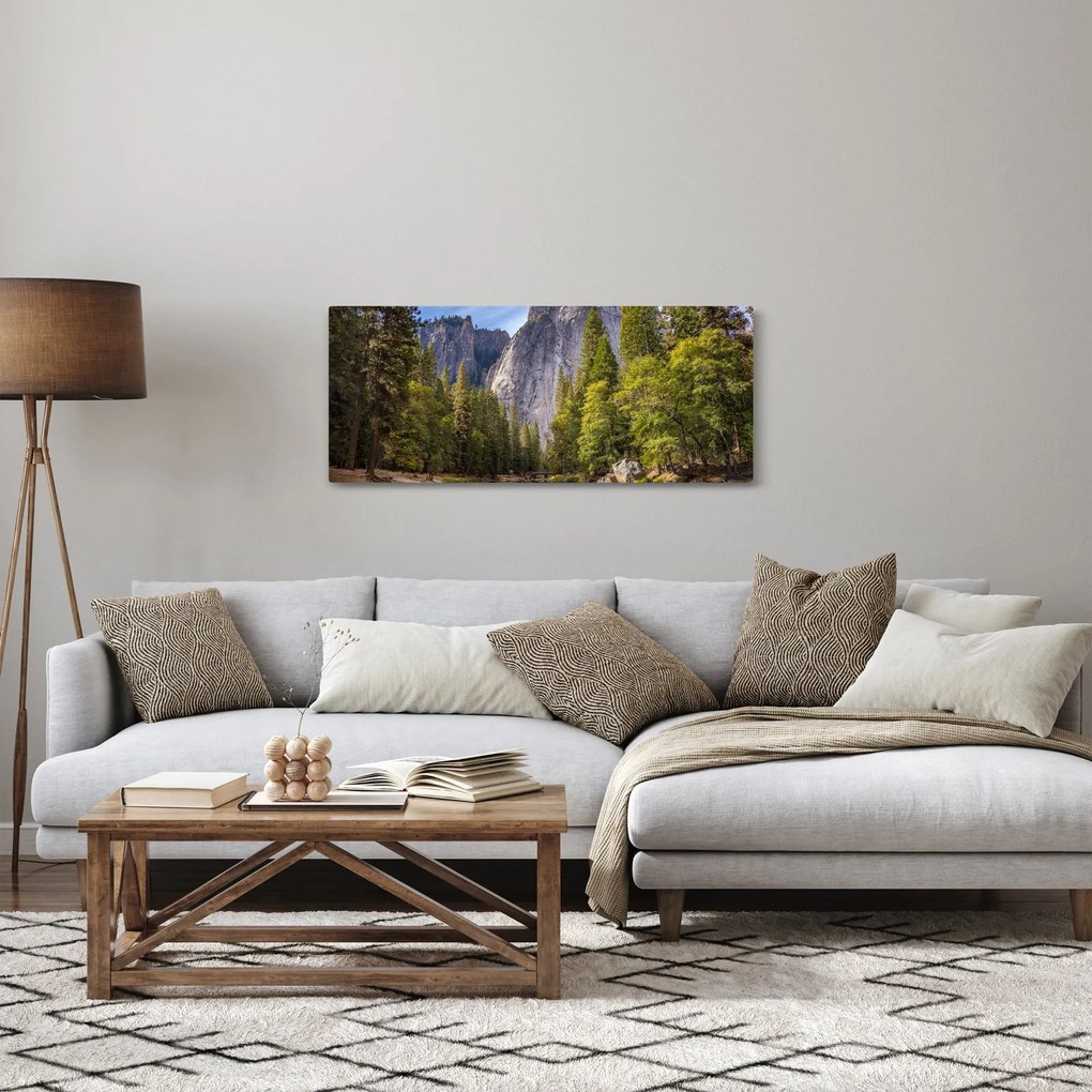 Kép - A Yosemite szikla alatt (120x50 cm)