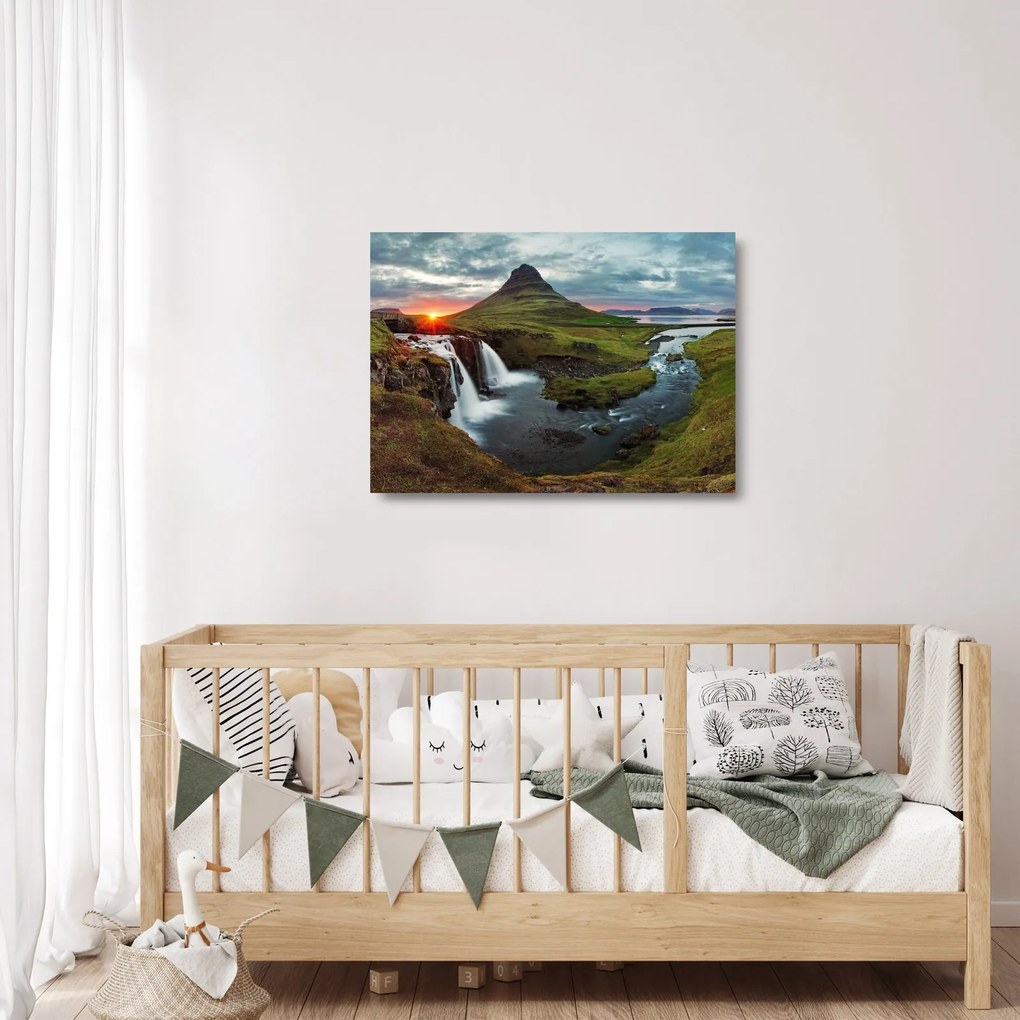 Üveg kép - Kirkjufell naplementében (70x50 cm)