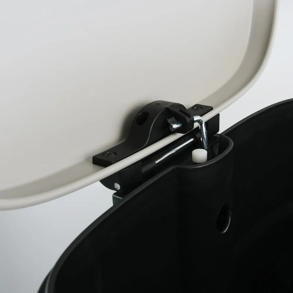 Matt fehér acél pedálos szemetes 50 l Akira – Spirella