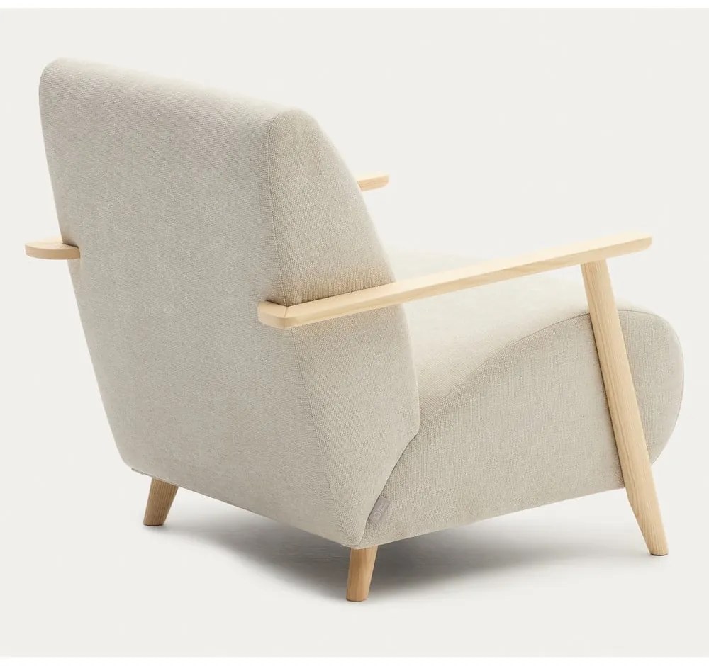 Bézs-krémszínű zsenília fotel Meghan – Kave Home