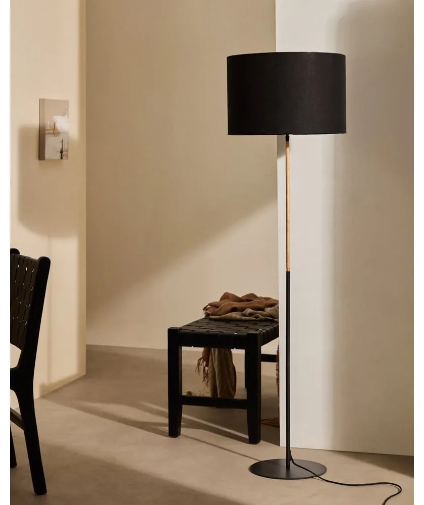Fekete állólámpa textil búrával (magasság 160 cm) Canar – Kave Home