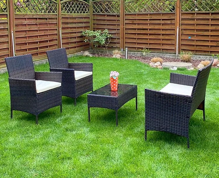 Modern kerti rattan ülőgarnitúra asztallal