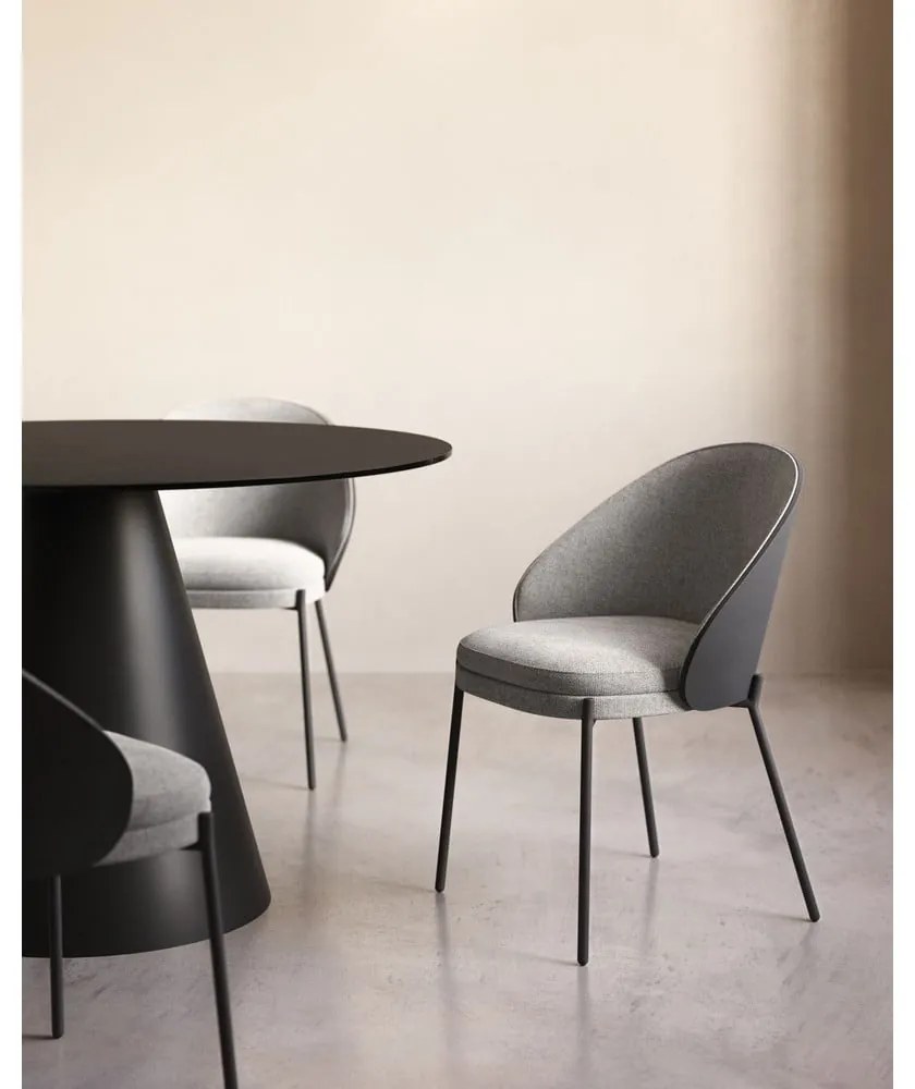 Fekete-szürke kárpitozott étkezőfotel Eamy – Kave Home