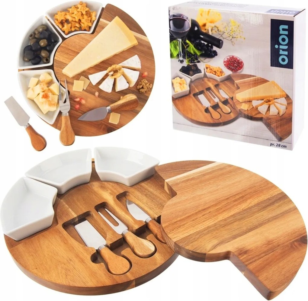 Fa deszka sajtokhoz és felvágottakhoz tálakkal és késekkel