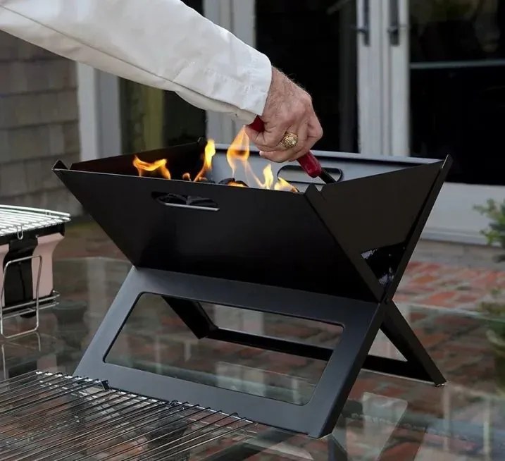 Zaparkorun Összecsukható faszenes grill bőröndben - BBQcase