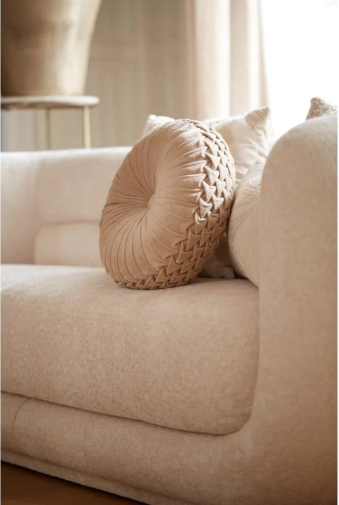 Krémszínű kanapé 237 cm Kialy – Light & Living