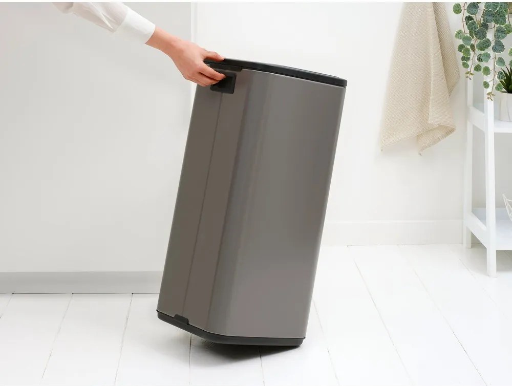 Szürke acél érintésre nyíló szemetes 30 l Bo Touch – Brabantia