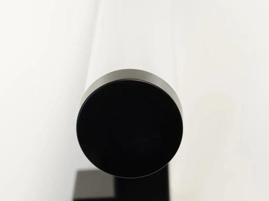 LED fürdőszobai lámpa 8W / IP44 / 300 / 4000K - LNL7720/BK