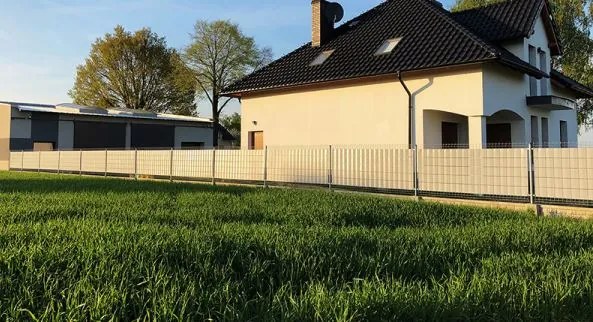 Kerítés árnyékoló szalag 4,75cm x 35m Green 450g/m2 + rögzítők