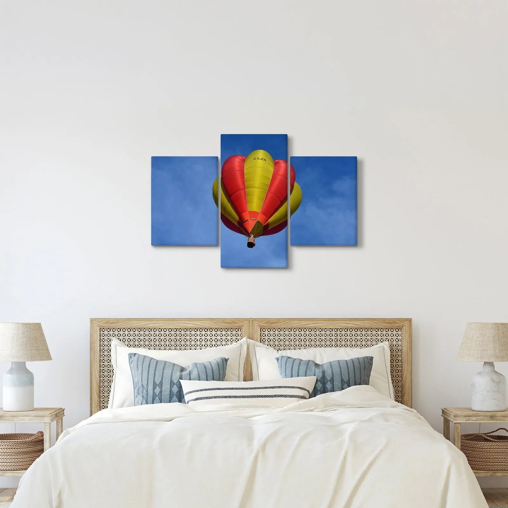 Repülő léggömb képe (90x60 cm)