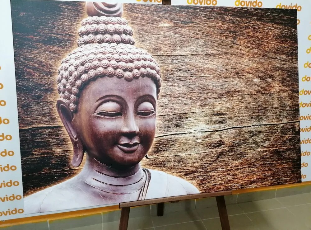 Kép Buddha szobor fa háttéren