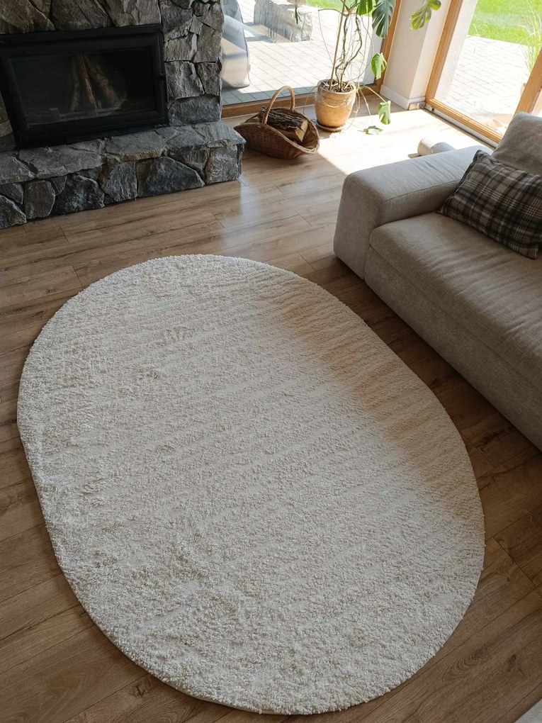 Shaggy szőnyeg ovális nappaliba 160x230cm ,puha vastag krémszínű