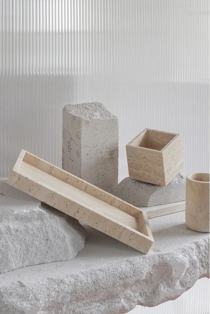 Bézs kő fürdőszobai rendszerező vattakorongokhoz Travertine – Mette Ditmer Denmark