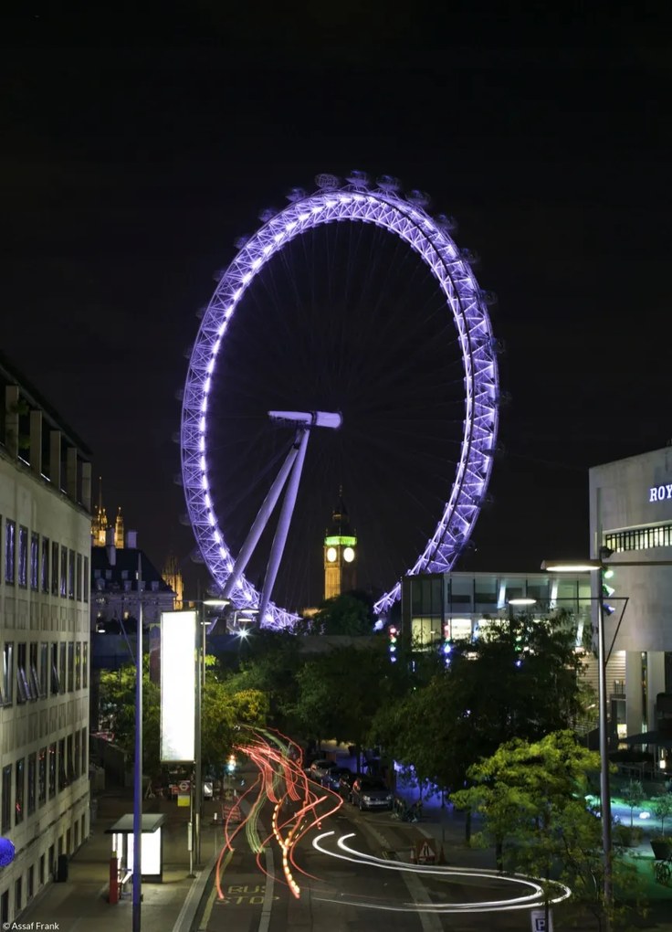 Poszter 20,5x28,4cm Londoni szem az éjszakában, Assaf Frank