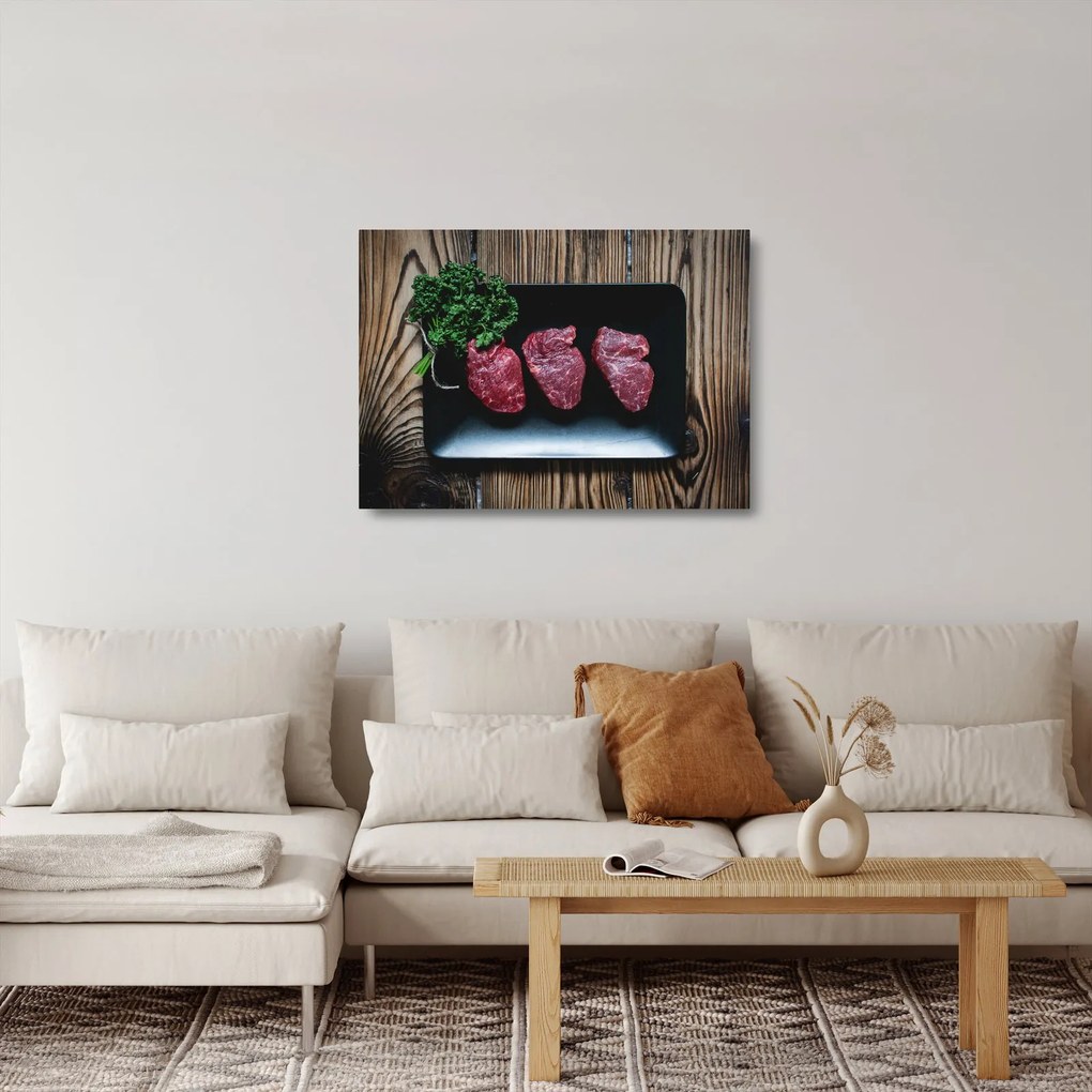 Hús képe egy tányéron (üvegen) (70x50 cm)