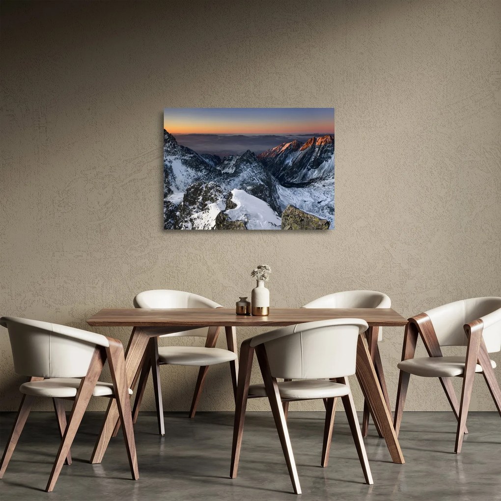 Üveg kép - Napfelkelte a hegyekben (70x50 cm)
