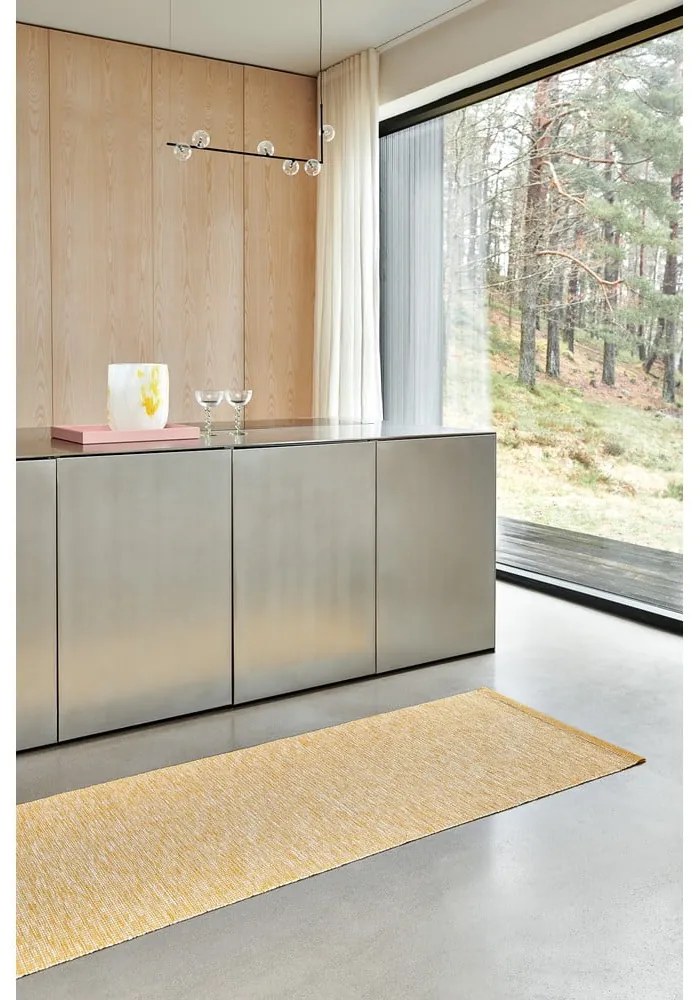 Mustársárga kültéri-beltéri futószőnyeg 70x225 cm Sam Mustard – Pappelina