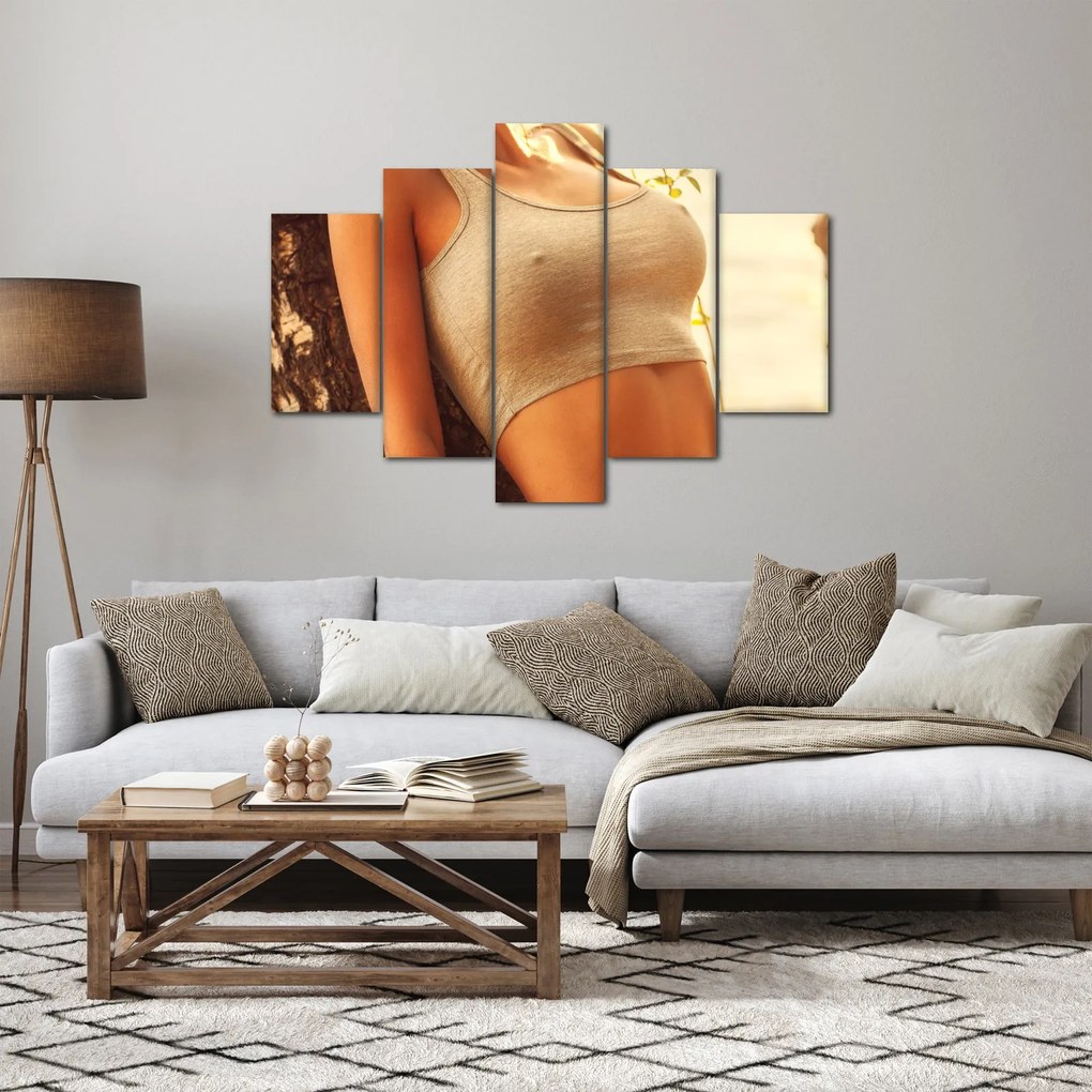 Kép - nő a fa mellett (150x105 cm)