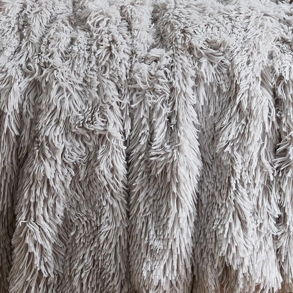 Szürke mikroplüss ágytakaró franciaágyra 245x280 cm Cuddly – Catherine Lansfield