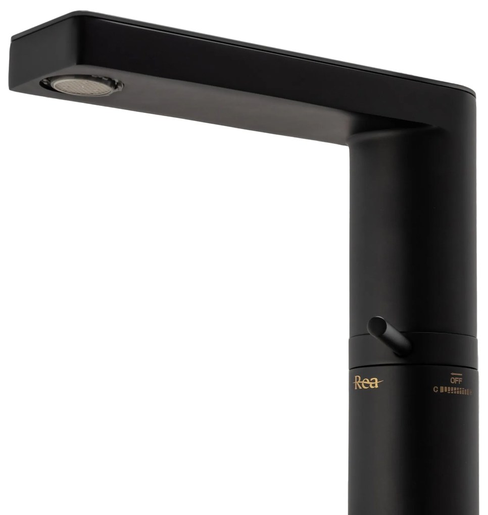 Fürdőszobai csaptelep Rea Amar LCD Low Black
