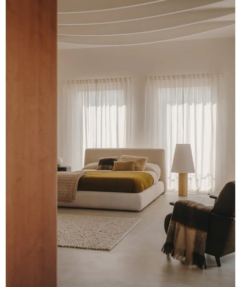 Bézs kárpitozott egyszemélyes ágy 90x200 cm Martina – Kave Home